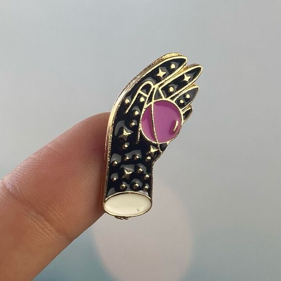 Saturn in your Hands Enamel Pin/ Brooch Lapel - Picture 1 of 6